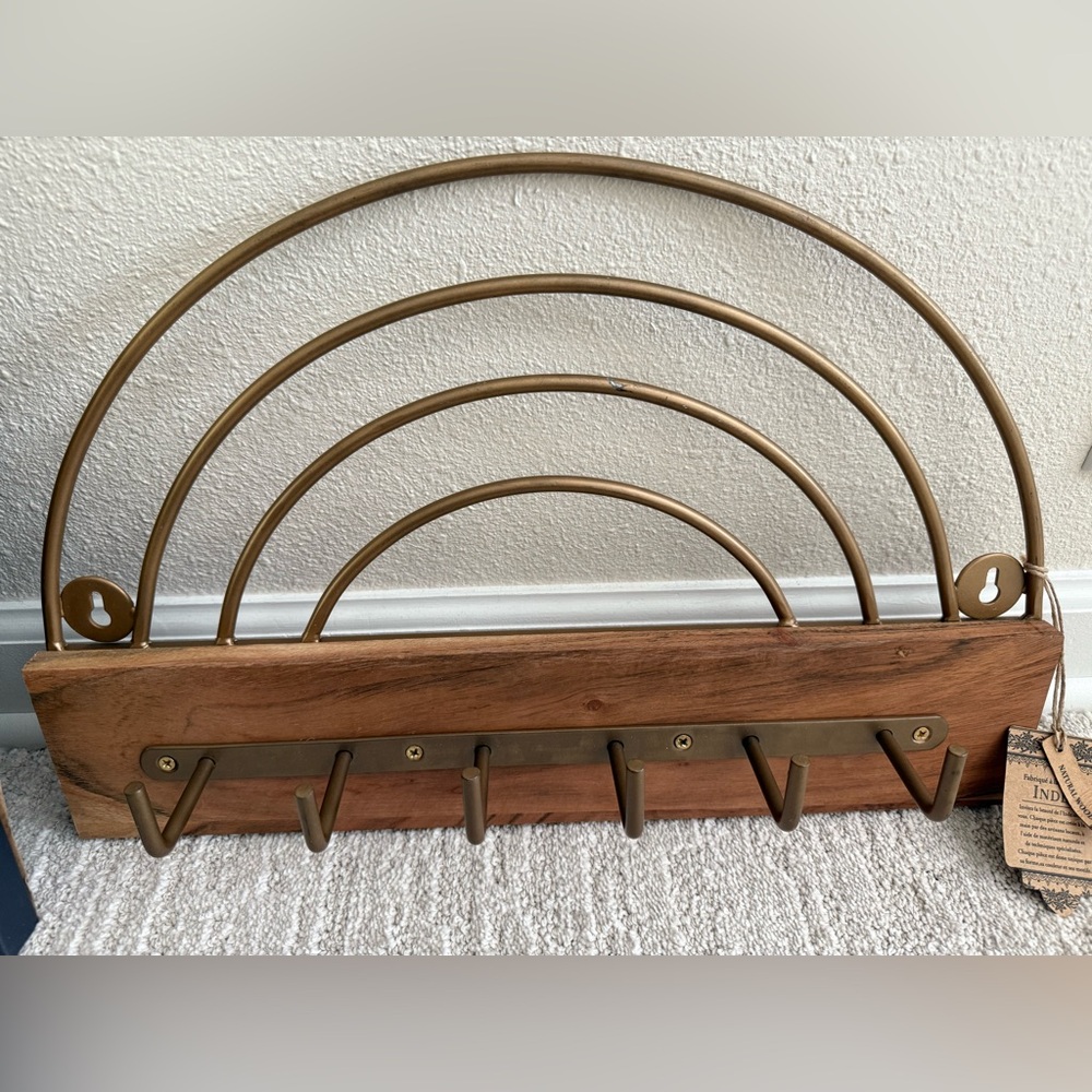 Elegant Gold and Brown Wall Hook Rack